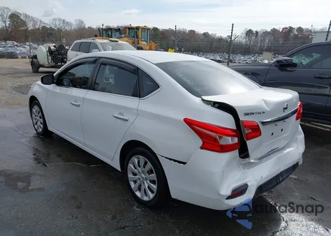 2017 Nissan Sentra S z USA, uszkodzony, nr VIN 3N1AB7AP9HY345227